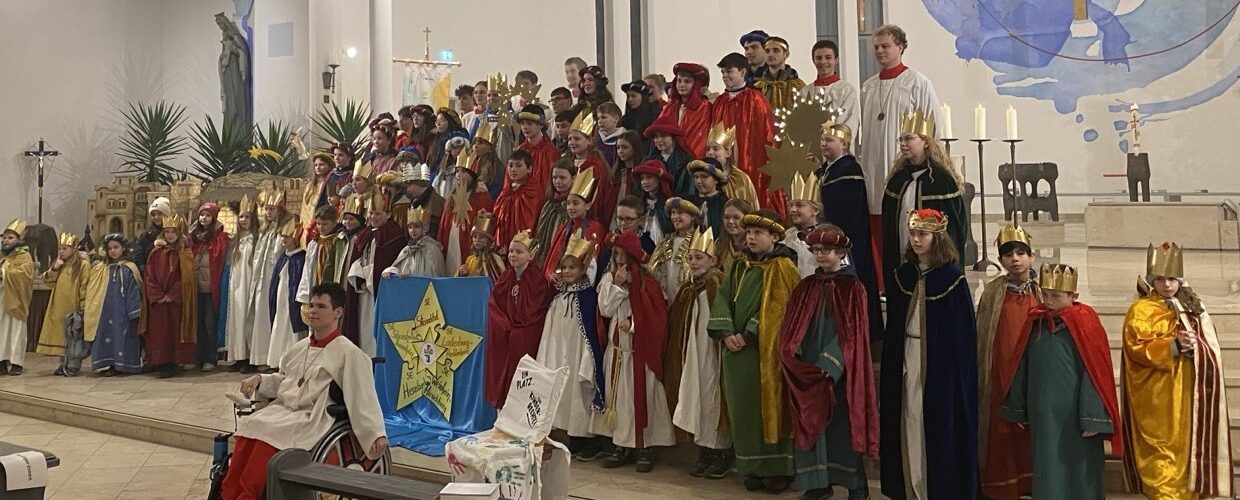 Sternsinger in Sankt Marien