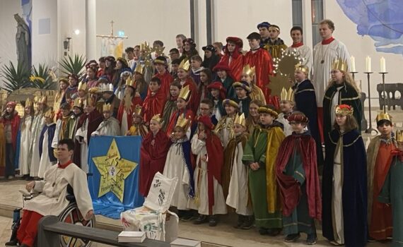 Sternsinger in Sankt Marien